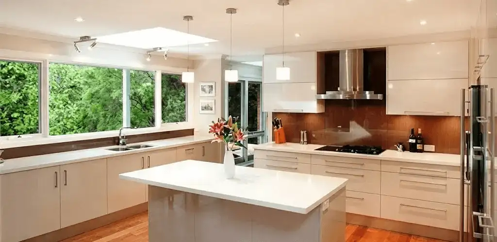 Kitchen cabinet refacing and remodel results in a modern kitchen in Pembroke Pines, FL